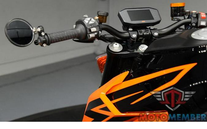 2019 KTM 1290 Super Duke R