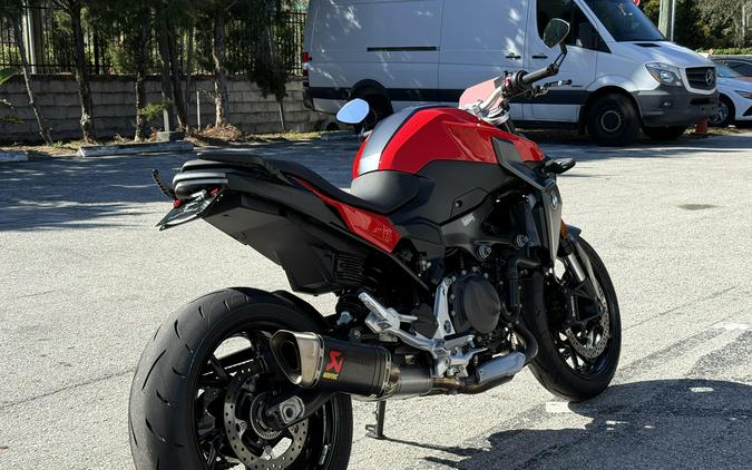 2024 BMW F 900 R Low