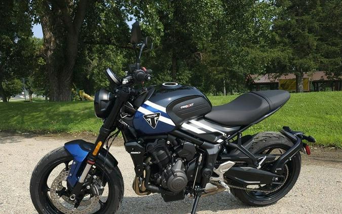 2025 Triumph Trident 660 Cobalt Blue/Sapphire Black 660 COBALT BLUE SAPPHIRE BLACK