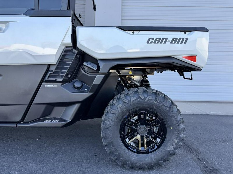 2026 Can-Am® Defender MAX Limited HD11