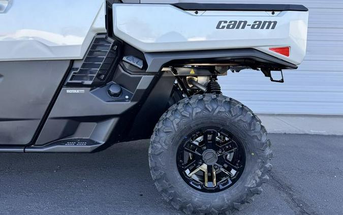 2026 Can-Am® Defender MAX Limited HD11