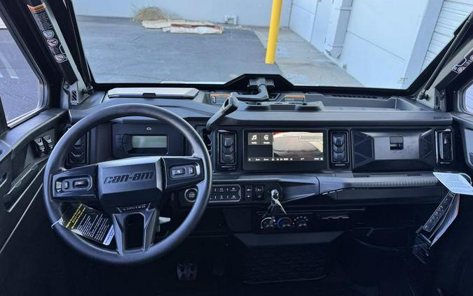 2026 Can-Am® Defender MAX Limited HD11