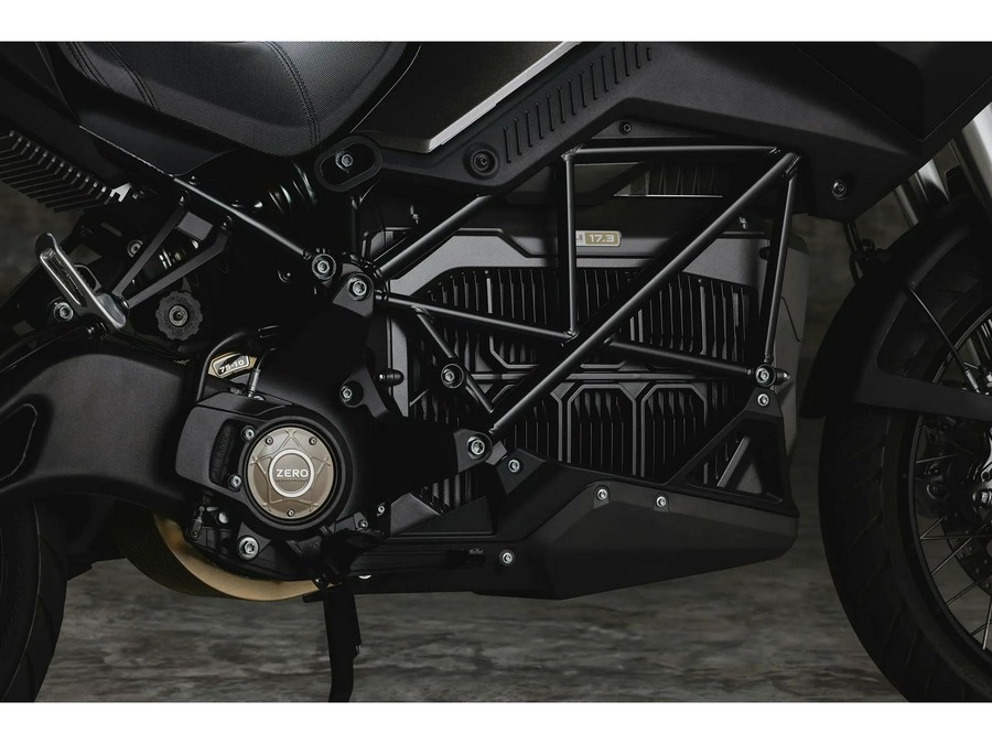 2024 Zero Motorcycles DSR/X