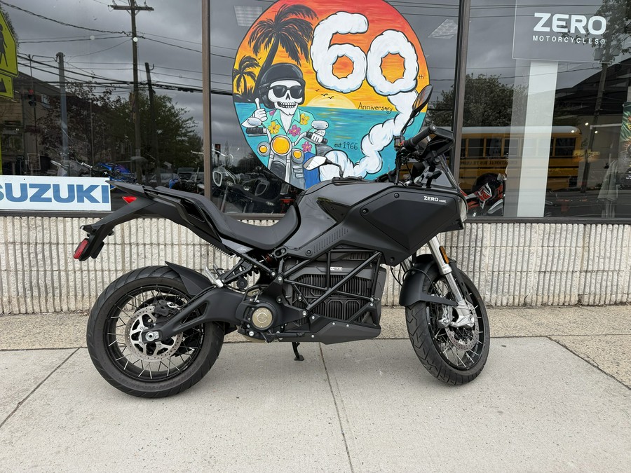 2024 Zero Motorcycles DSR/X