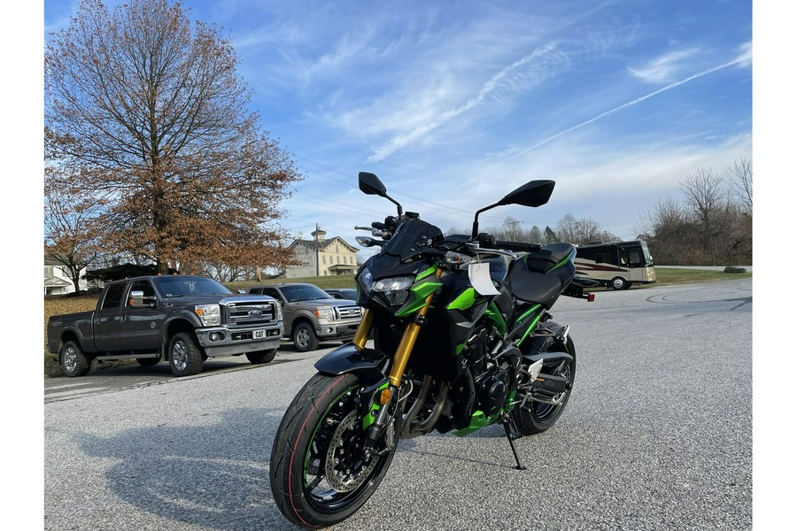 2024 Kawasaki Z900 SE ABS