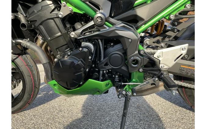 2024 Kawasaki Z900 SE ABS