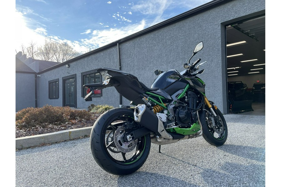 2024 Kawasaki Z900 SE ABS