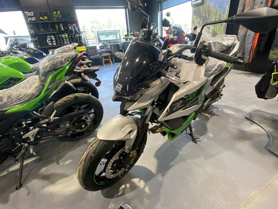 2024 Kawasaki Z7 Hybrid ABS