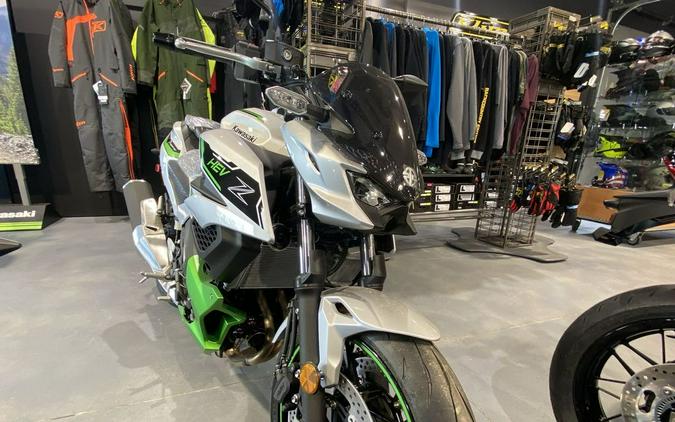 2024 Kawasaki Z7 Hybrid ABS