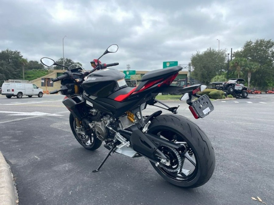 2026 Aprilia® Tuono 660 Factory - DARK BANSHEE