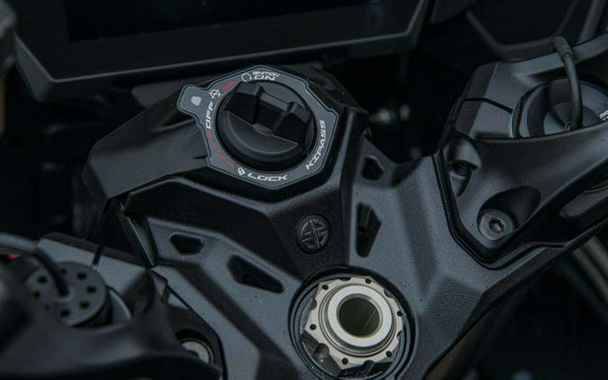 2025 Kawasaki NINJA H2 SX SE ABS