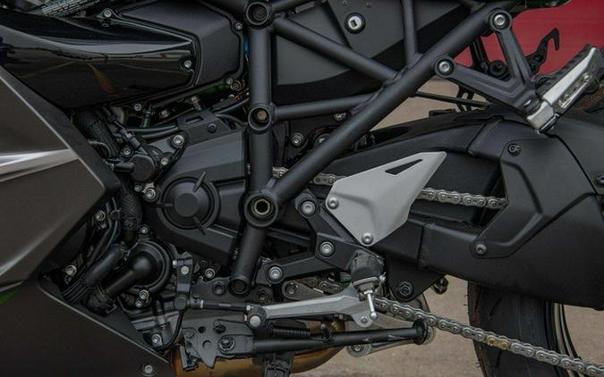 2025 Kawasaki NINJA H2 SX SE ABS