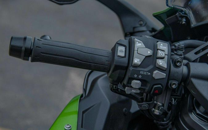 2025 Kawasaki NINJA H2 SX SE ABS