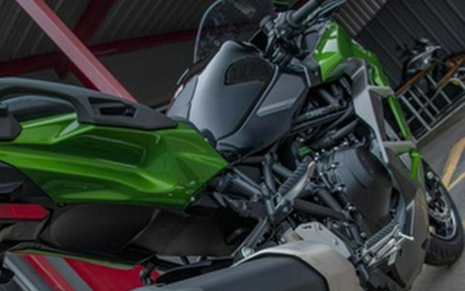 2025 Kawasaki NINJA H2 SX SE ABS