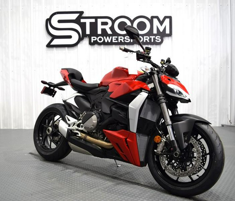 2024 Ducati Streetfighter V2 Red