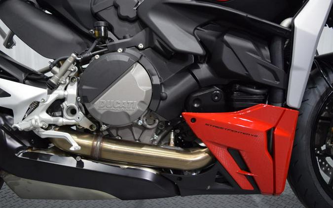 2024 Ducati Streetfighter V2 Red