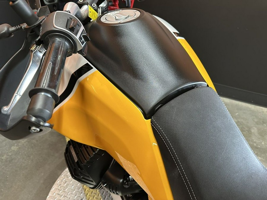 2021 Moto Guzzi V85 TT Adventure E5