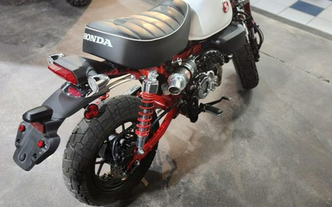 2025 Honda Monkey ABS