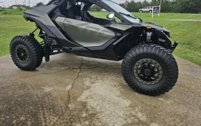 2026 Can-Am Maverick R X RC