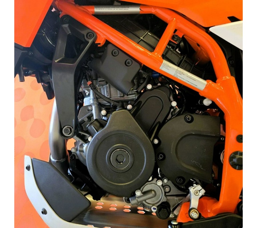 2025 KTM Enduro 390 R
