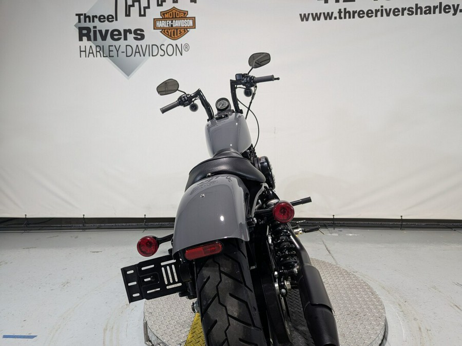 2022 Harley-Davidson® Iron 883™ Gunship Gray