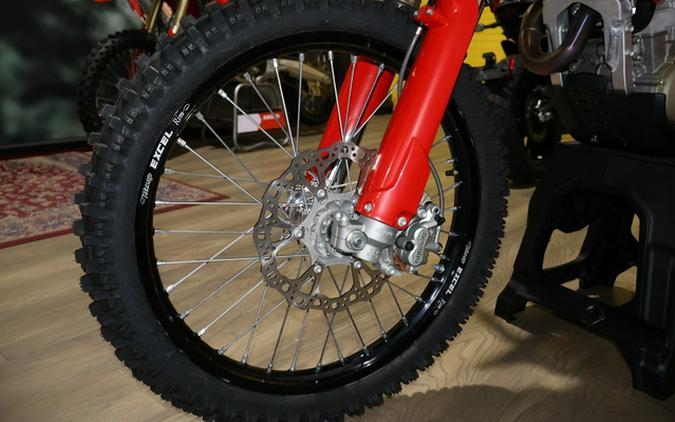 2026 Ducati Desmo450 EDX