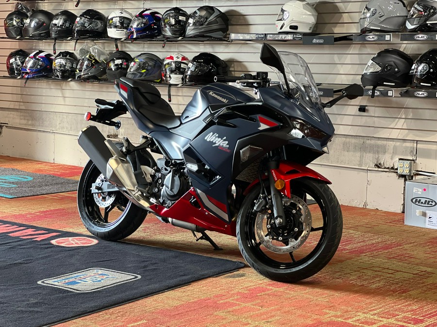 2026 Kawasaki Ninja® 500 SE ABS
