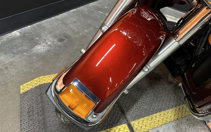 2010 Harley-Davidson® FLHTCU - Ultra Classic® Electra Glide