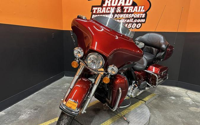 2010 Harley-Davidson® FLHTCU - Ultra Classic® Electra Glide
