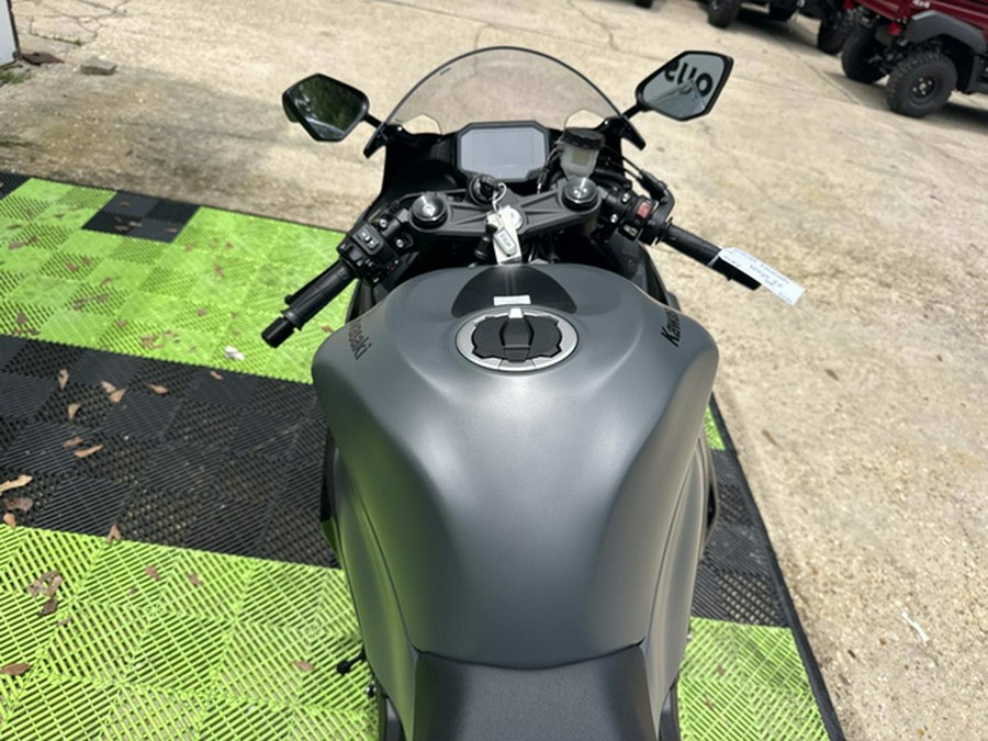 2026 Kawasaki NINJA ZX-6R ABS