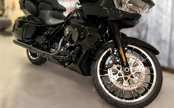 2026 FLTRXL Road Glide Limited