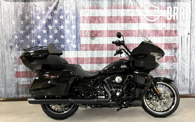 2026 FLTRXL Road Glide Limited