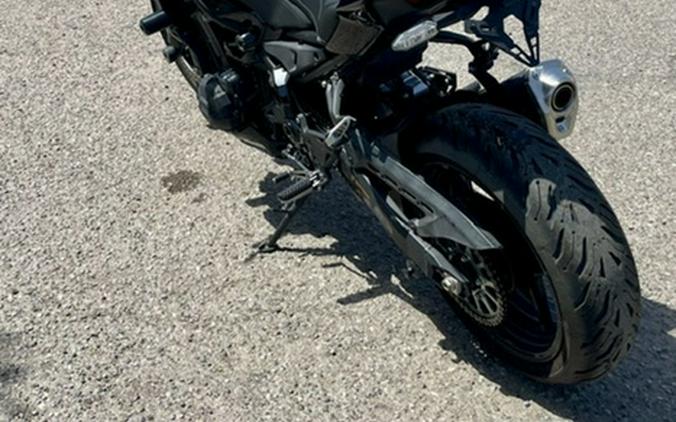 2025 Kawasaki Z900 SE ABS