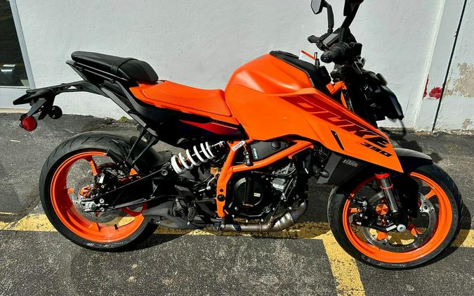 2024 KTM 390 DUKE