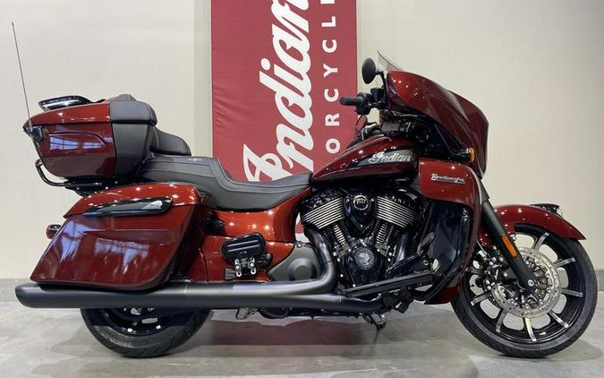 2024 Indian Motorcycle® Roadmaster® Dark Horse® w/Powerband Audio Package Maroon Metallic