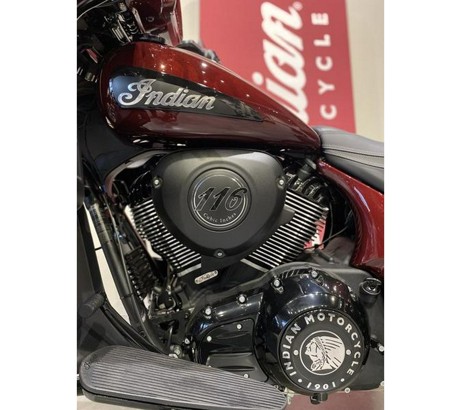 2024 Indian Motorcycle® Roadmaster® Dark Horse® w/Powerband Audio Package Maroon Metallic