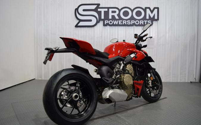 2024 Ducati Streetfighter V4 Red