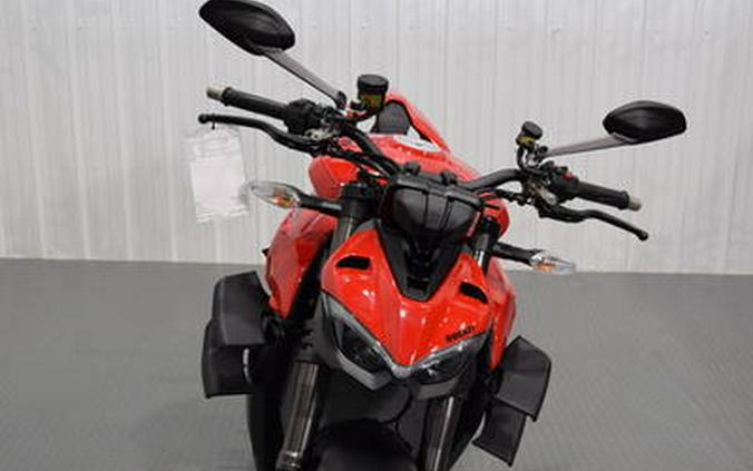 2024 Ducati Streetfighter V4 Red