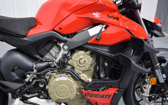 2024 Ducati Streetfighter V4 Red