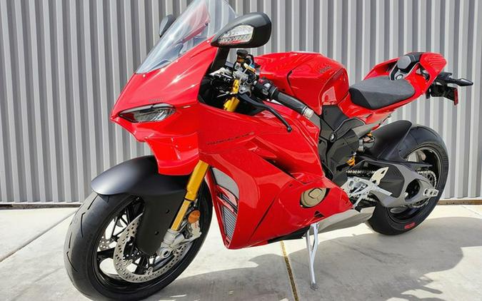 2025 Ducati Panigale V4 S Panigale V4 S