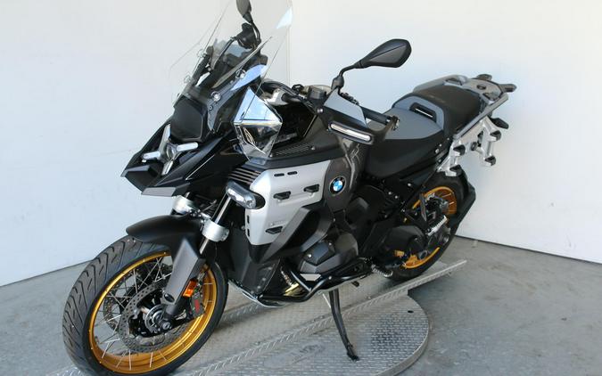 2026 BMW Motorrad R 1300 GS Adventure