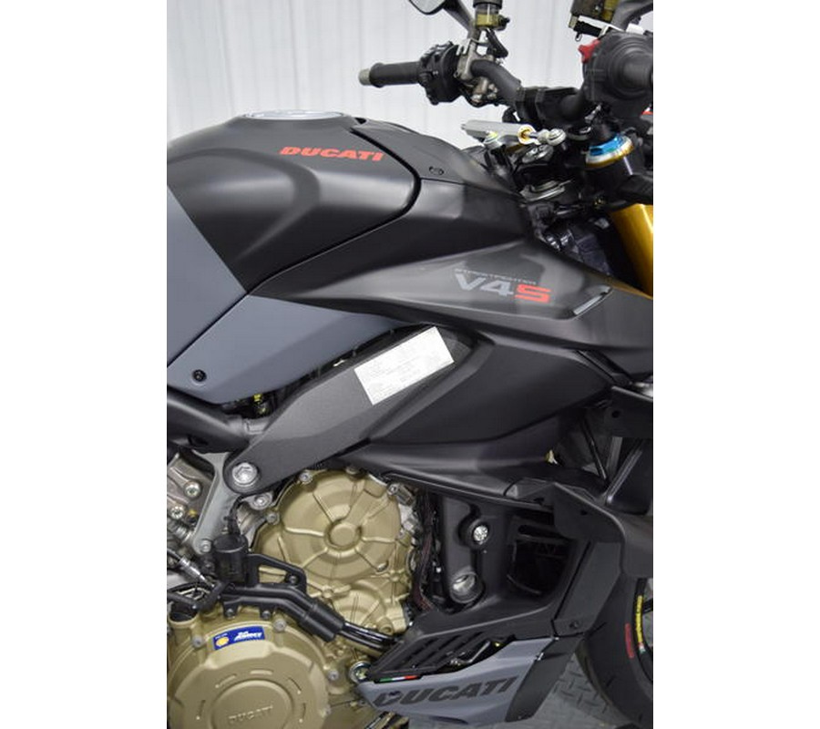 2024 Ducati Streetfighter V4 S Grey & Black