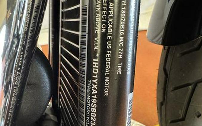 2025 Harley-Davidson® FXLRST - Low Rider® ST