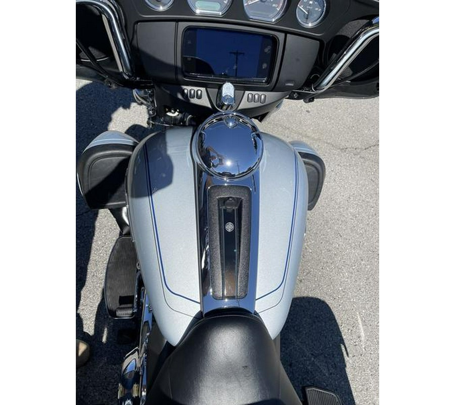 2023 Harley-Davidson® FLHTCUTG - Tri Glide® Ultra