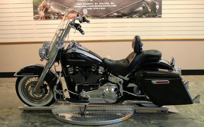 2019 Harley-Davidson Softail FLDE - Deluxe