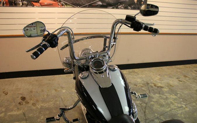 2019 Harley-Davidson Softail FLDE - Deluxe