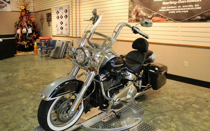2019 Harley-Davidson Softail FLDE - Deluxe