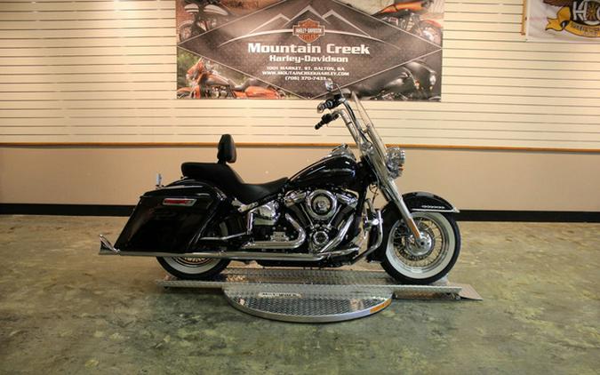 2019 Harley-Davidson Softail FLDE - Deluxe