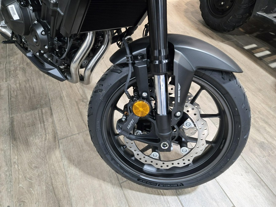 2025 HONDA CB500F ABS