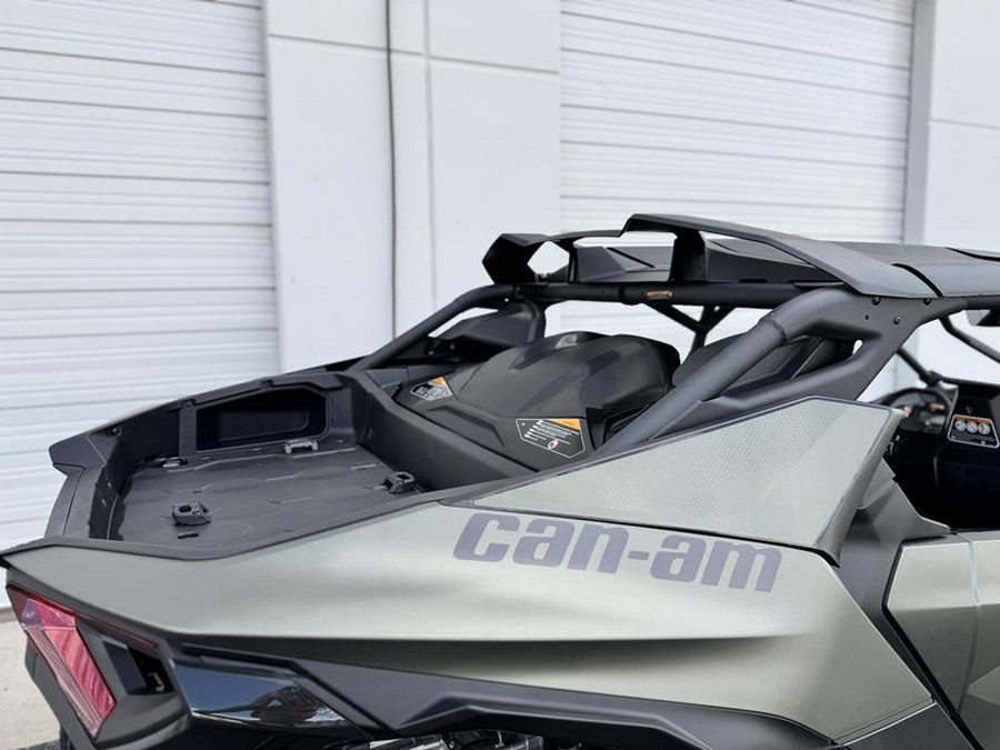 2026 Can-Am® Maverick R MAX X rc